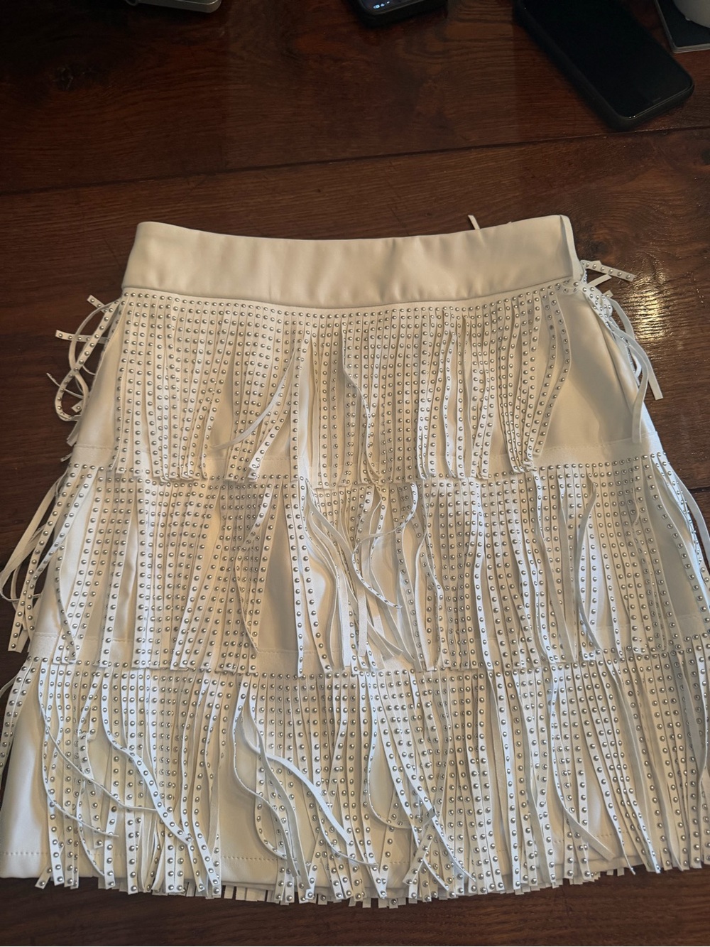 Baevely White Fringed Studded Women’s Mini leather Skirt. Size small